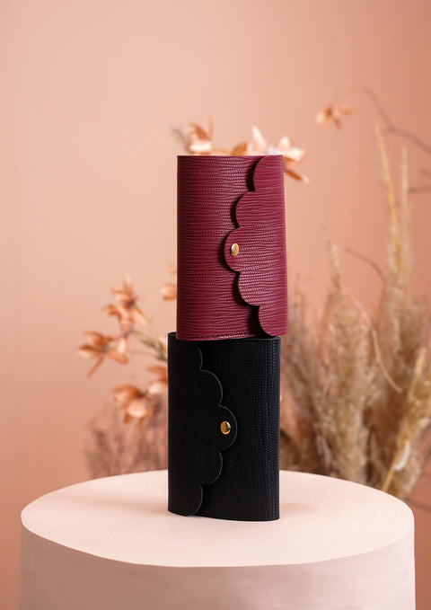 RC-28 Classy Card Carrier Regalcarrierbyrimsa