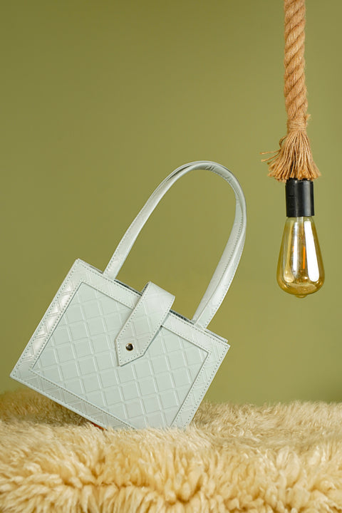 RC-13 Sassy Satchel Regalcarrierbyrimsa