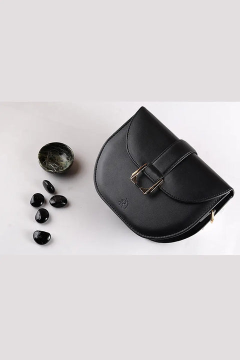 RC-01 Divine Drape Black Regalcarrierbyrimsa