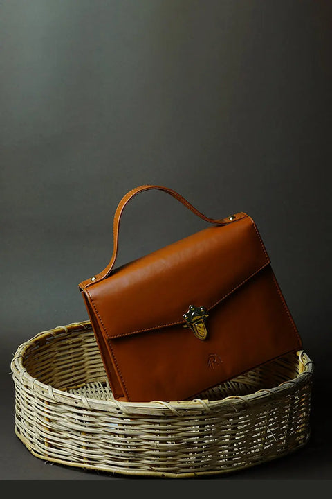 RC-24 STARLET SLING BROWN Regalcarrierbyrimsa